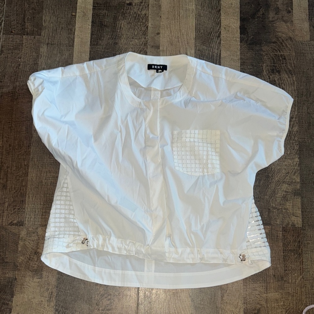Chic White DKNY Short-Sleeve Top with Sheer Grid Accents - Size M